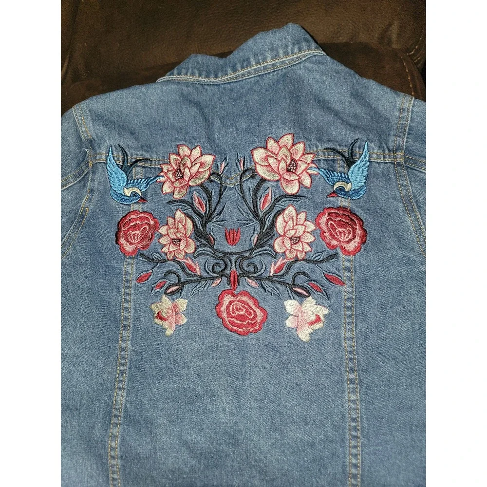 Hayden girls embroidered